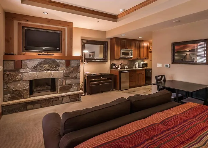 East West Hospitality At Tahoe